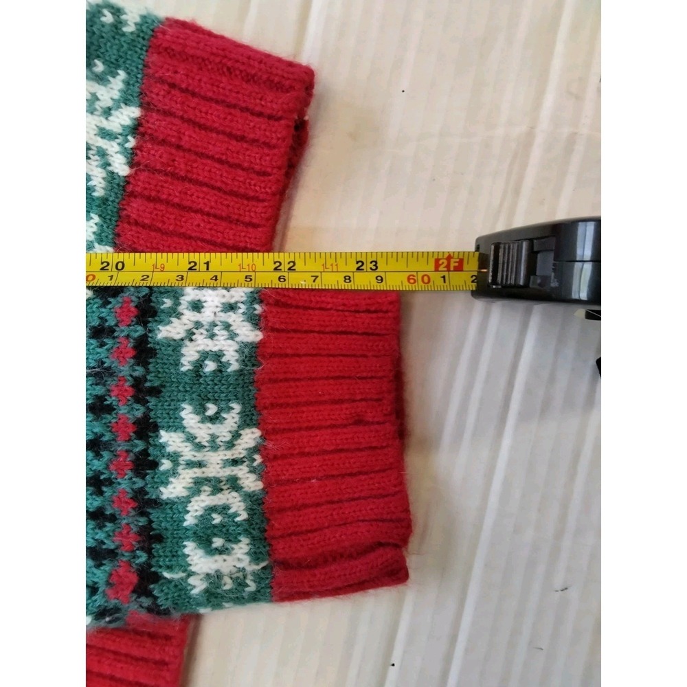 33 Degrees Shark Ugly Christmas Sweater XL 18/20 Fair Isle Green Red Acrylic - Picture 9 of 9